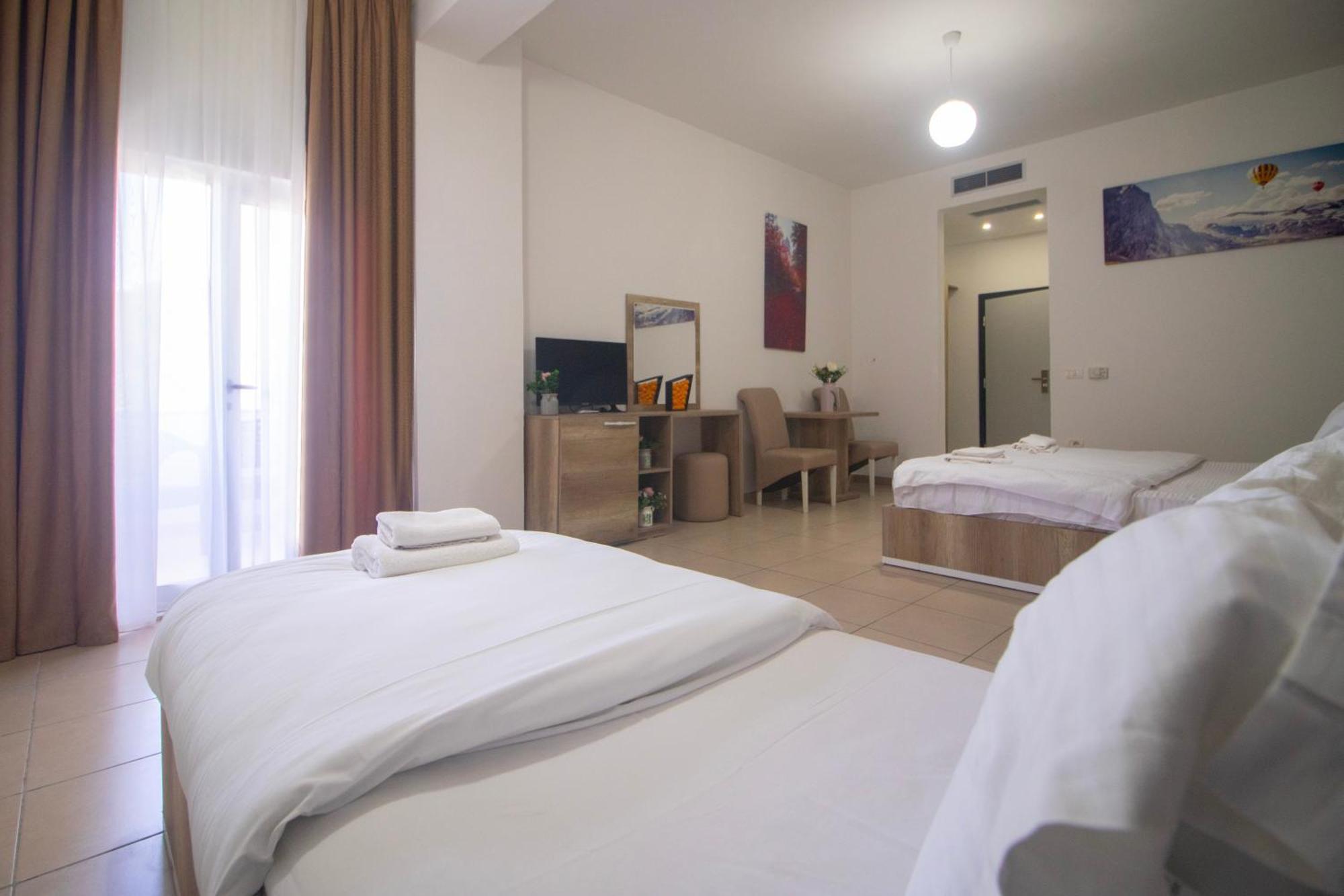 Hotel Princ Голем Экстерьер фото